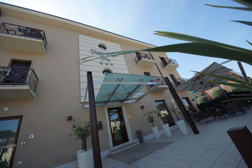 Hotel Dori Peschiera del Garda Exterior foto