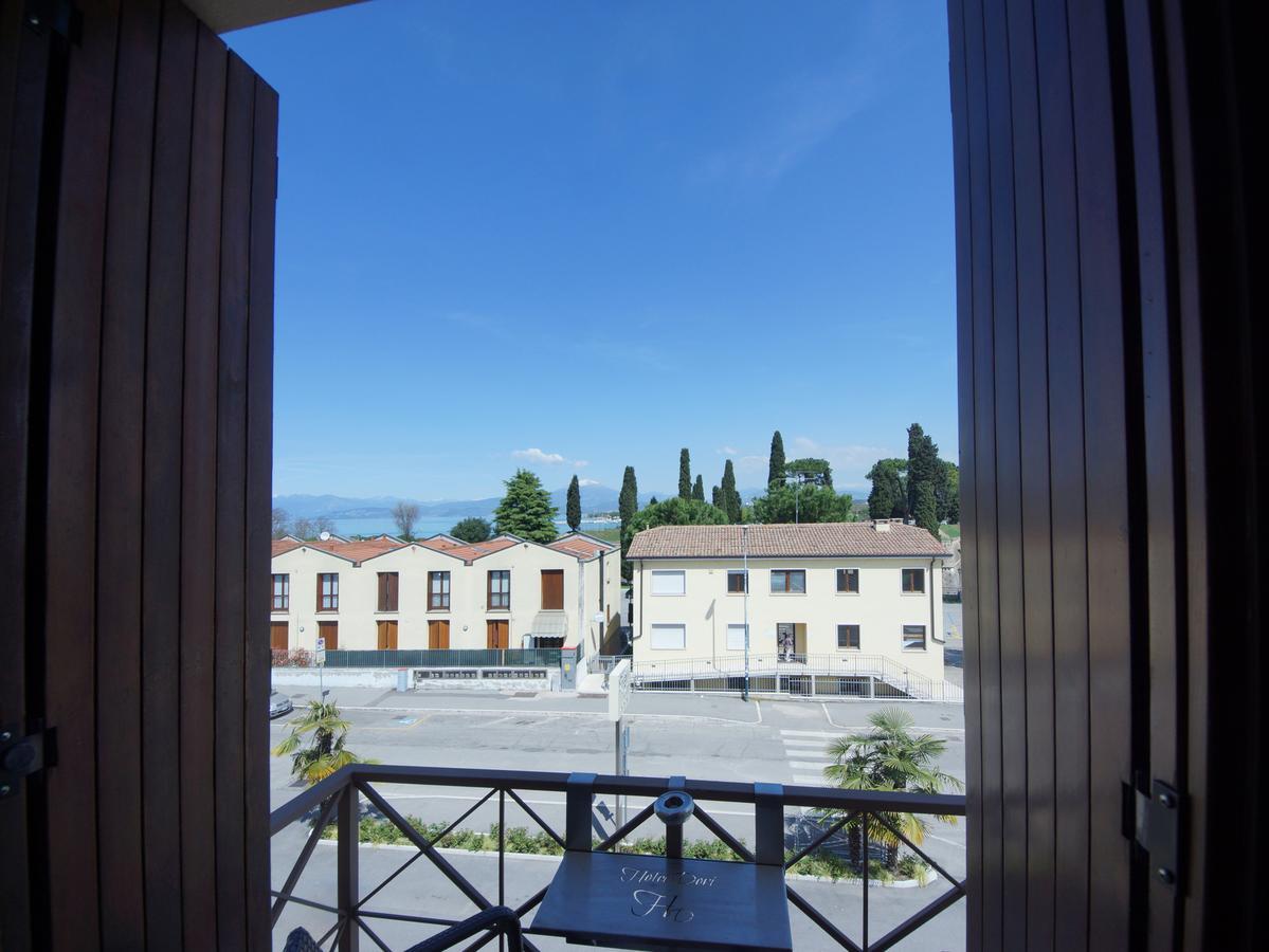 Hotel Dori Peschiera del Garda Exterior foto